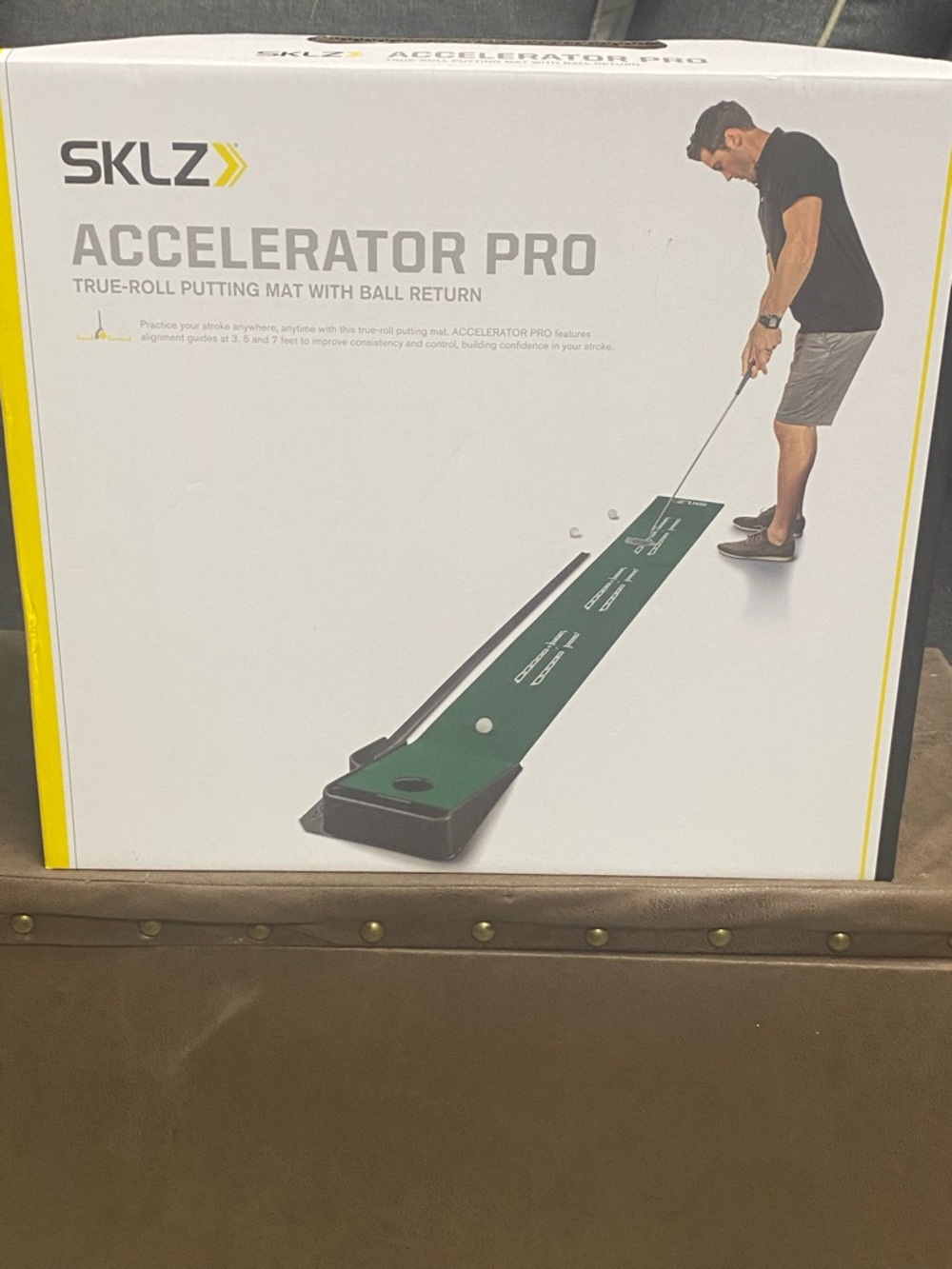 SKLZ Golf Accelerator Pro Putting Mat with Ball Return (Ball Not Included)